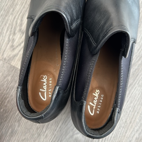 Clarks Artisan Business Casual Black Ankle Bootie Size 9.5 - Picture 6 of 7
